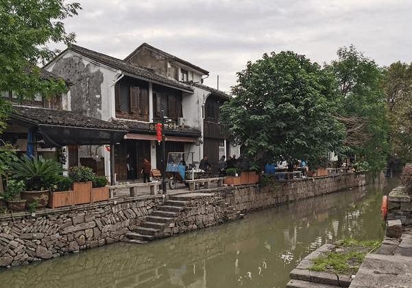 电动车上路或迎AI赋能治理,深圳政协委员这样建议→